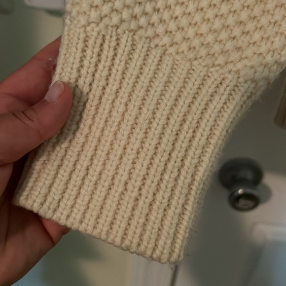 Tuckernuck wool sweater - Picture 5 of 7